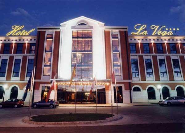 Hotel La Vega Arroyo de la Encomienda Ngoại thất bức ảnh